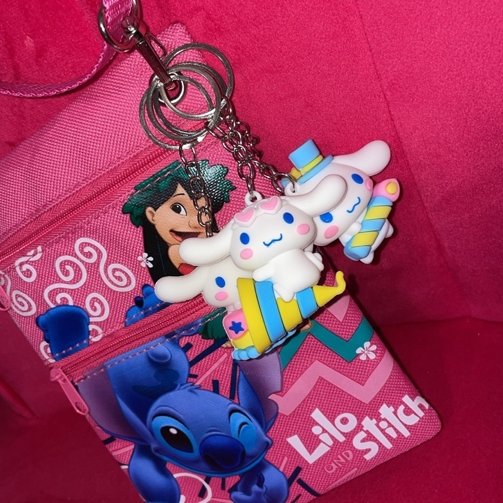 Cinnamoroll 4pc key rings with Disney lilo and stitch mini crossbody bag